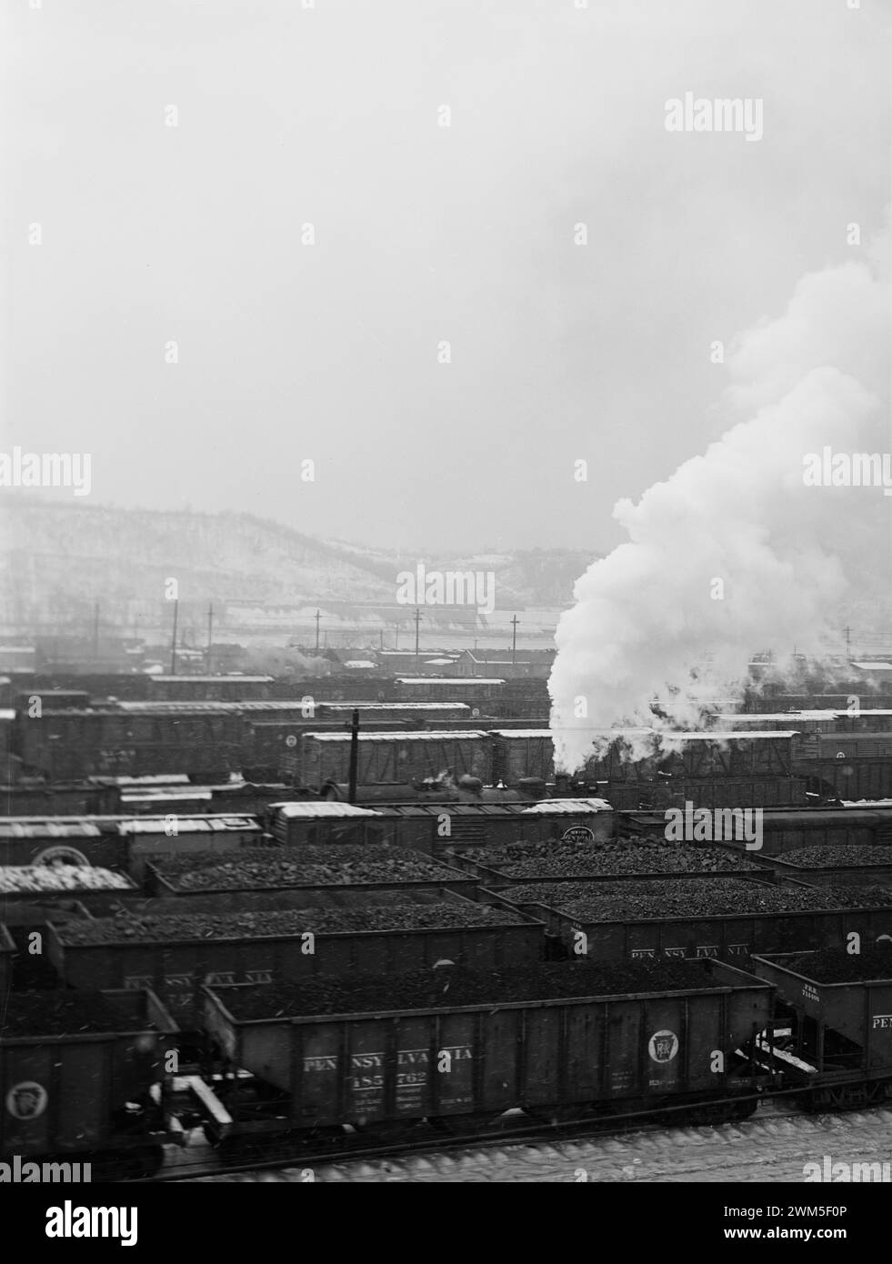 Railroad yards. Conway, Pennsylvania - John Vachon photo Jan 1941 Stock Photo