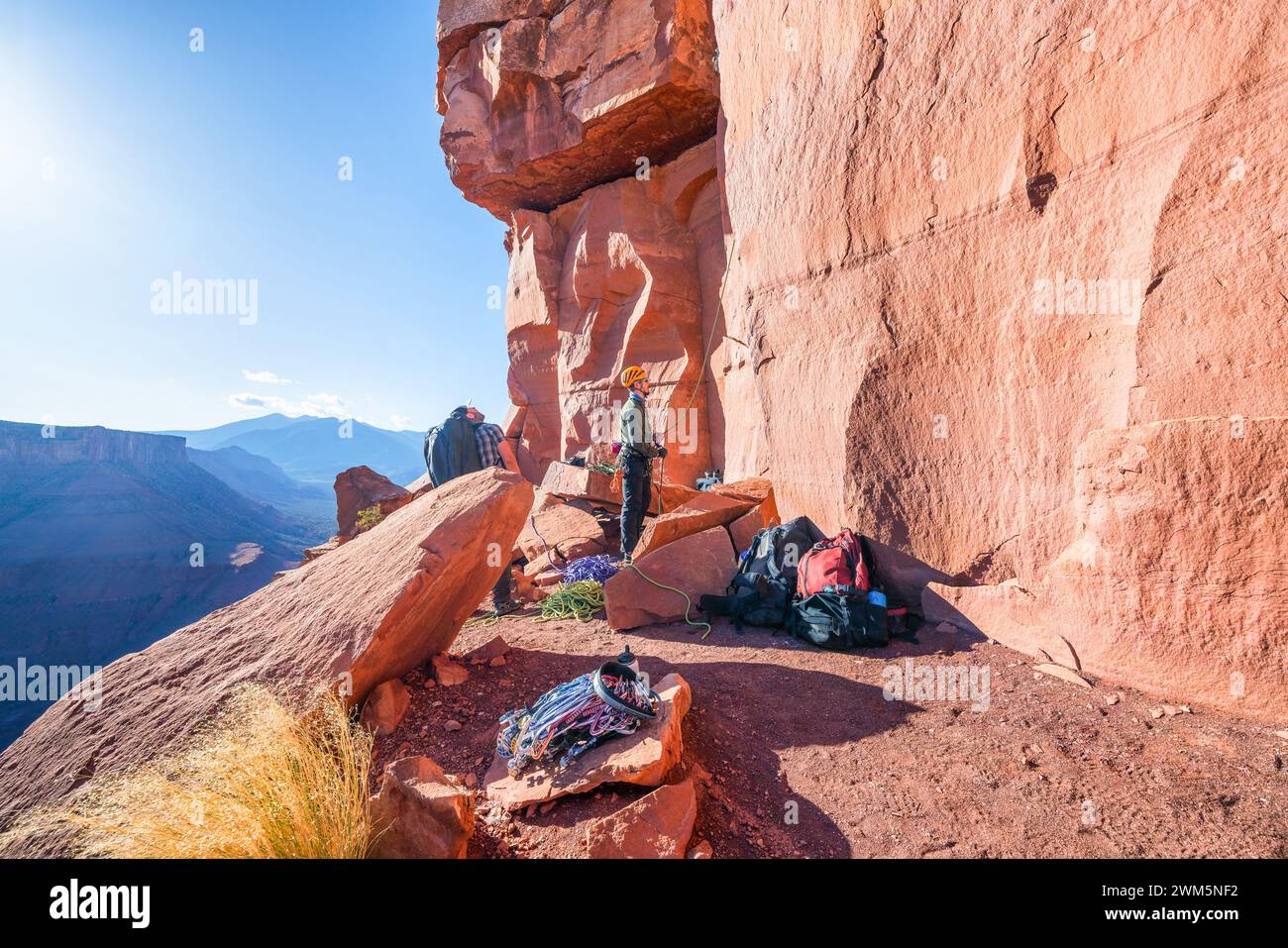 Multi-pitch climbing at the Castleton tower near Moab, Utah, USA Stock Photo