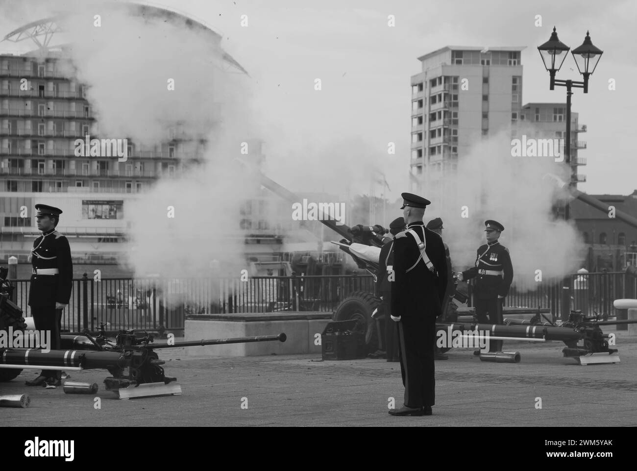 Royal field artillery Black and White Stock Photos & Images - Alamy