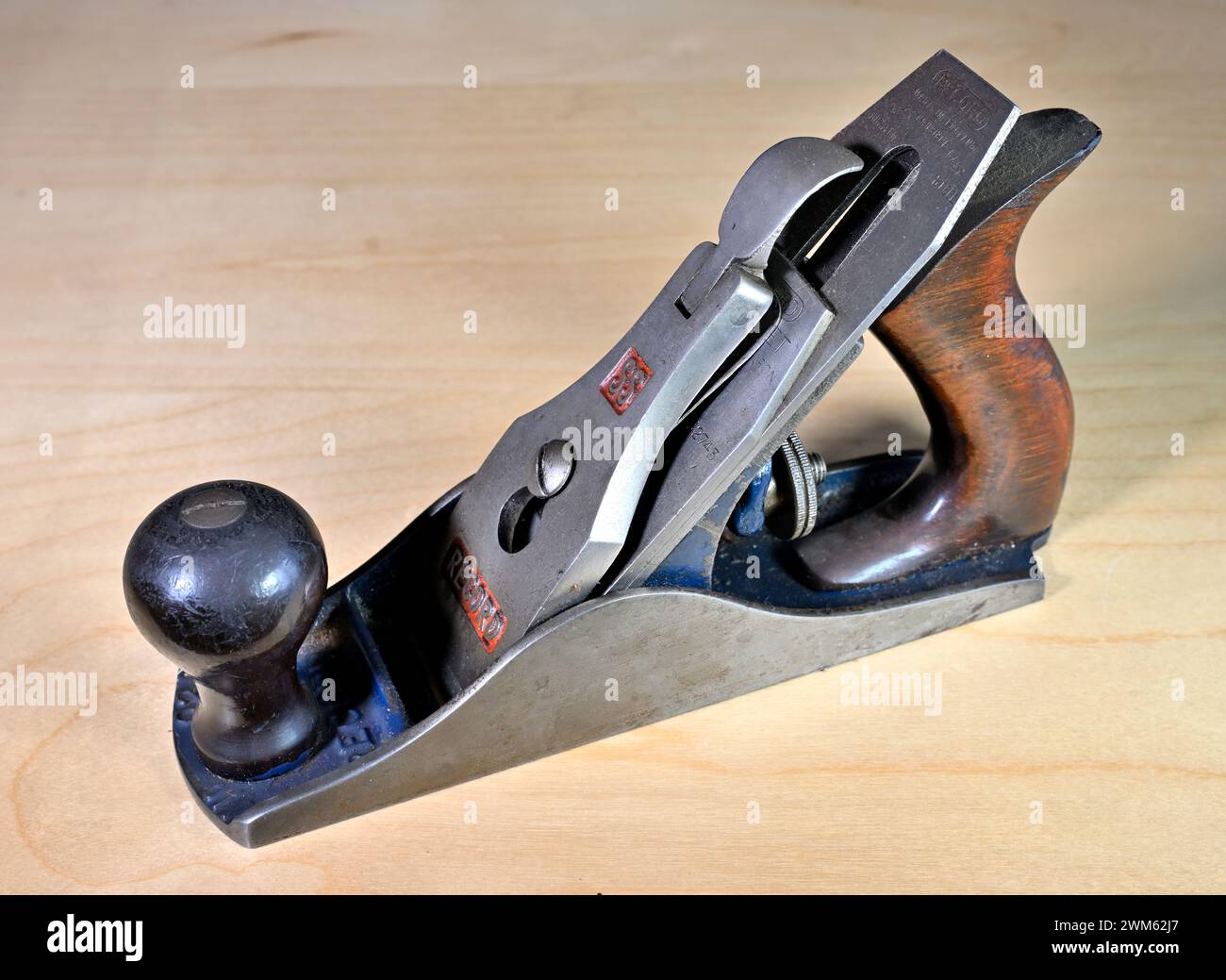 British made Record No. 2 Stay Set bench plane with rosewood handles Stock Photo