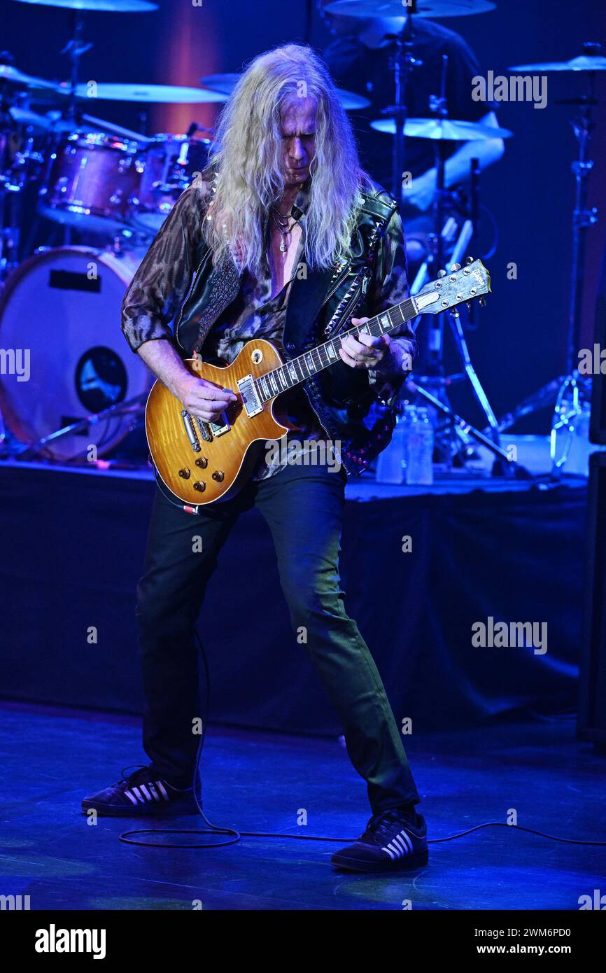 Adrian vandenberg hi-res stock photography and images - Alamy