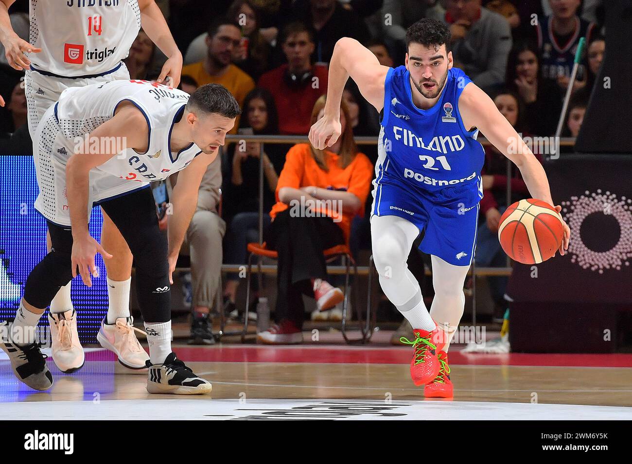 Belgrade, Serbia, 23 February, 2023. Edon Maxhuni of Finland in action during the EuroBasket 2025 Qualifiers match between Serbia and Finland at Aleksandar Nikolic in Belgrade, Serbia. February 23, 2023. Credit: Nikola Krstic/Alamy Stock Photo