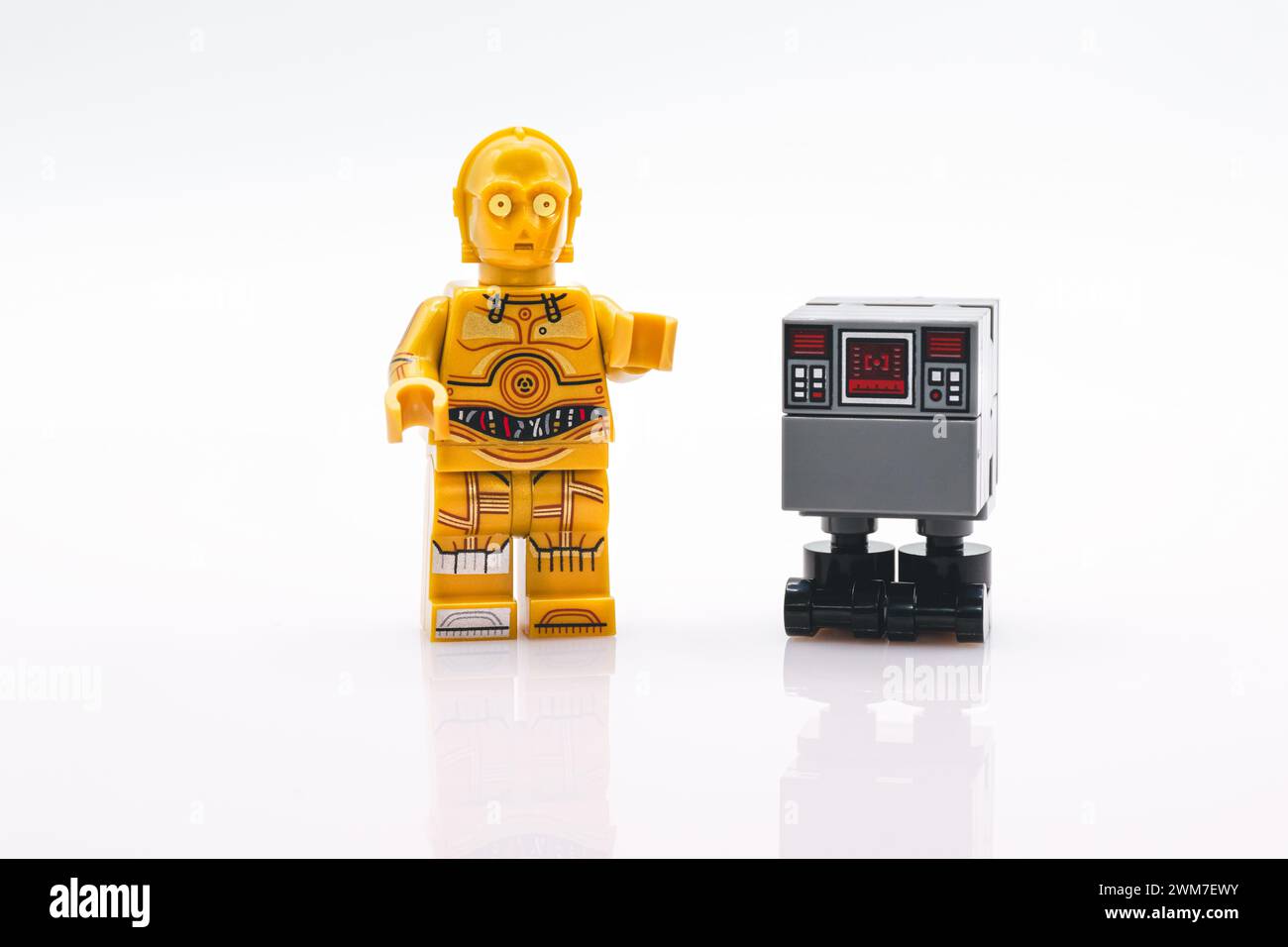 C3po minifigure deals