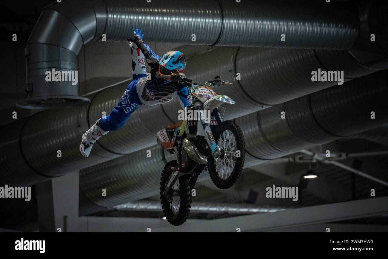 Freestyle moto x hi-res stock photography and images - Alamy