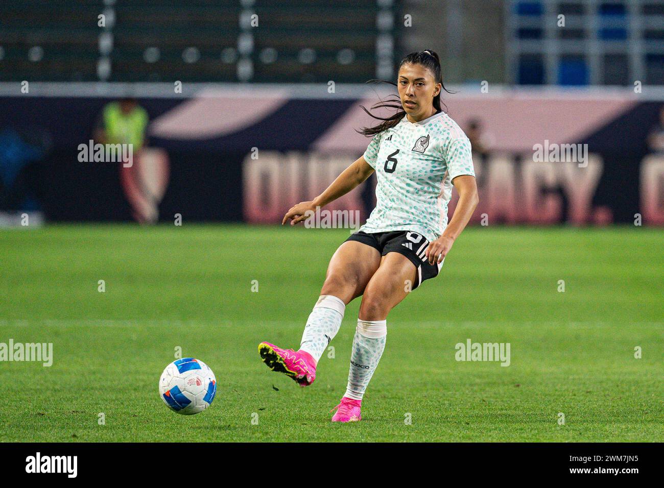 Mexico defender Reyna Reyes (6) during the Concacaf W Gold Cup Group A