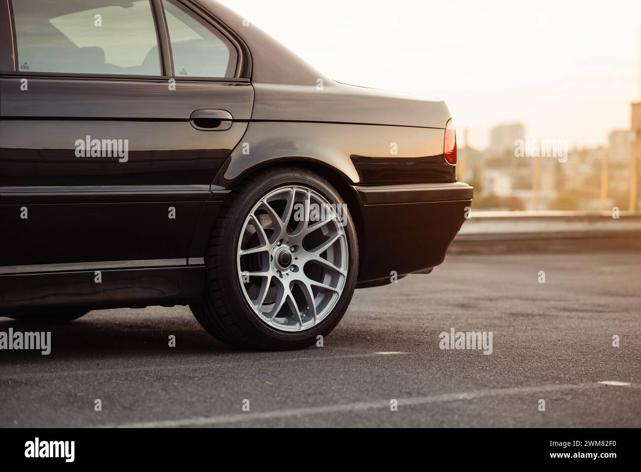 Black rims hi-res stock photography and images - Alamy