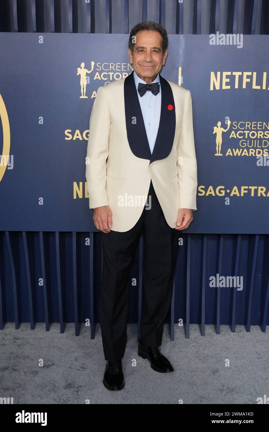 Tony Shalhoub arrives at the 30th annual Screen Actors Guild Awards on ...