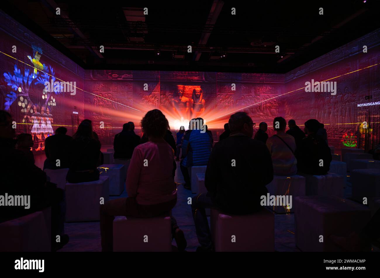 Exhibition about Tutankhamun, immersive, interactive, HannsMartinSchleyerHalle, Stuttgart