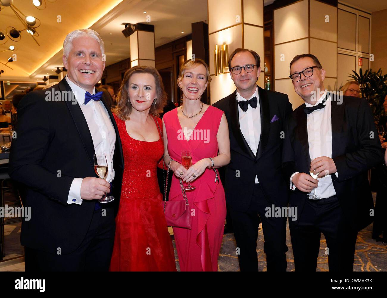 9 Best German Magazines to Learn the Language | FluentU, image size:1300x1001