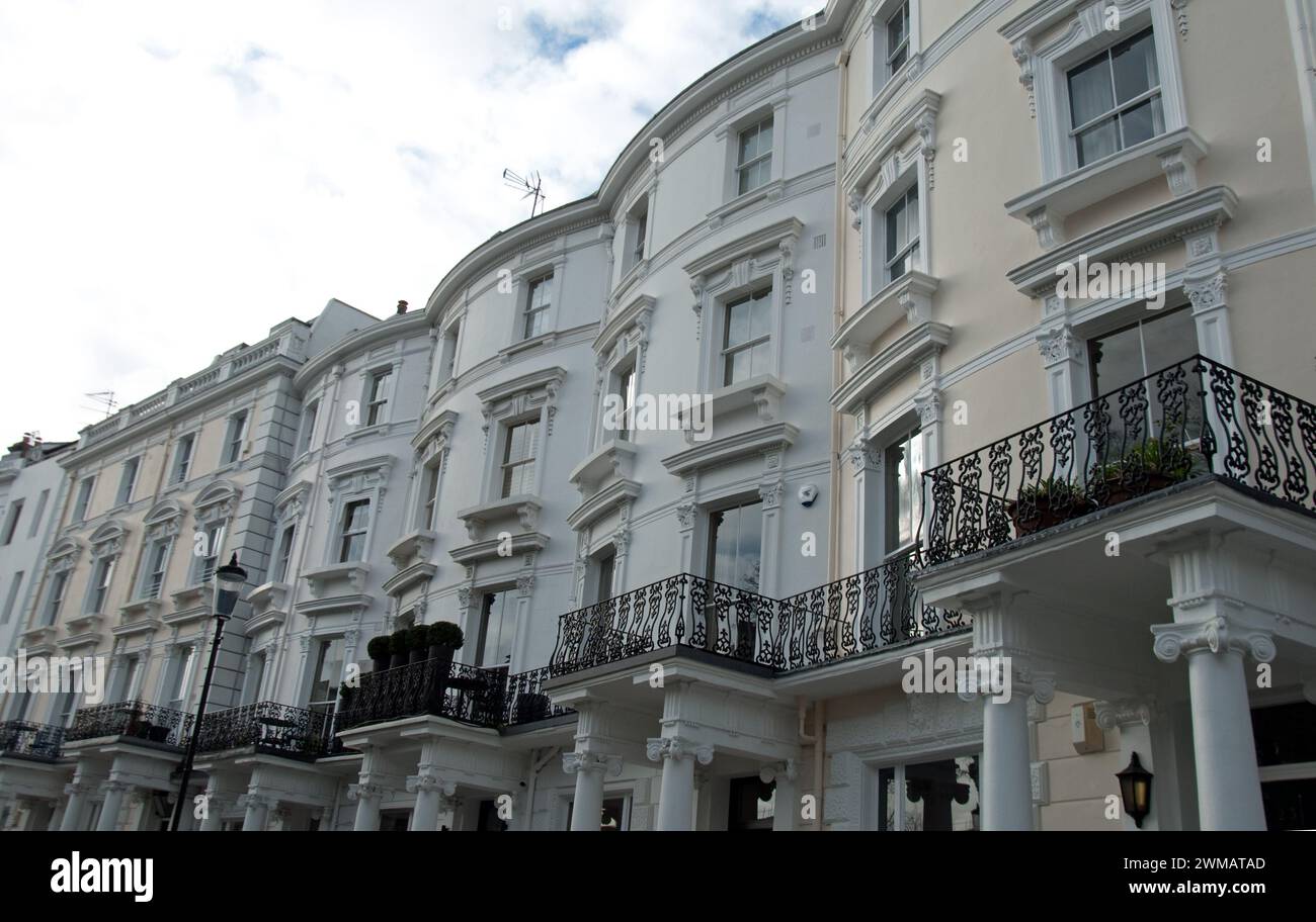 Lansdowne crescent london hi-res stock photography and images - Alamy