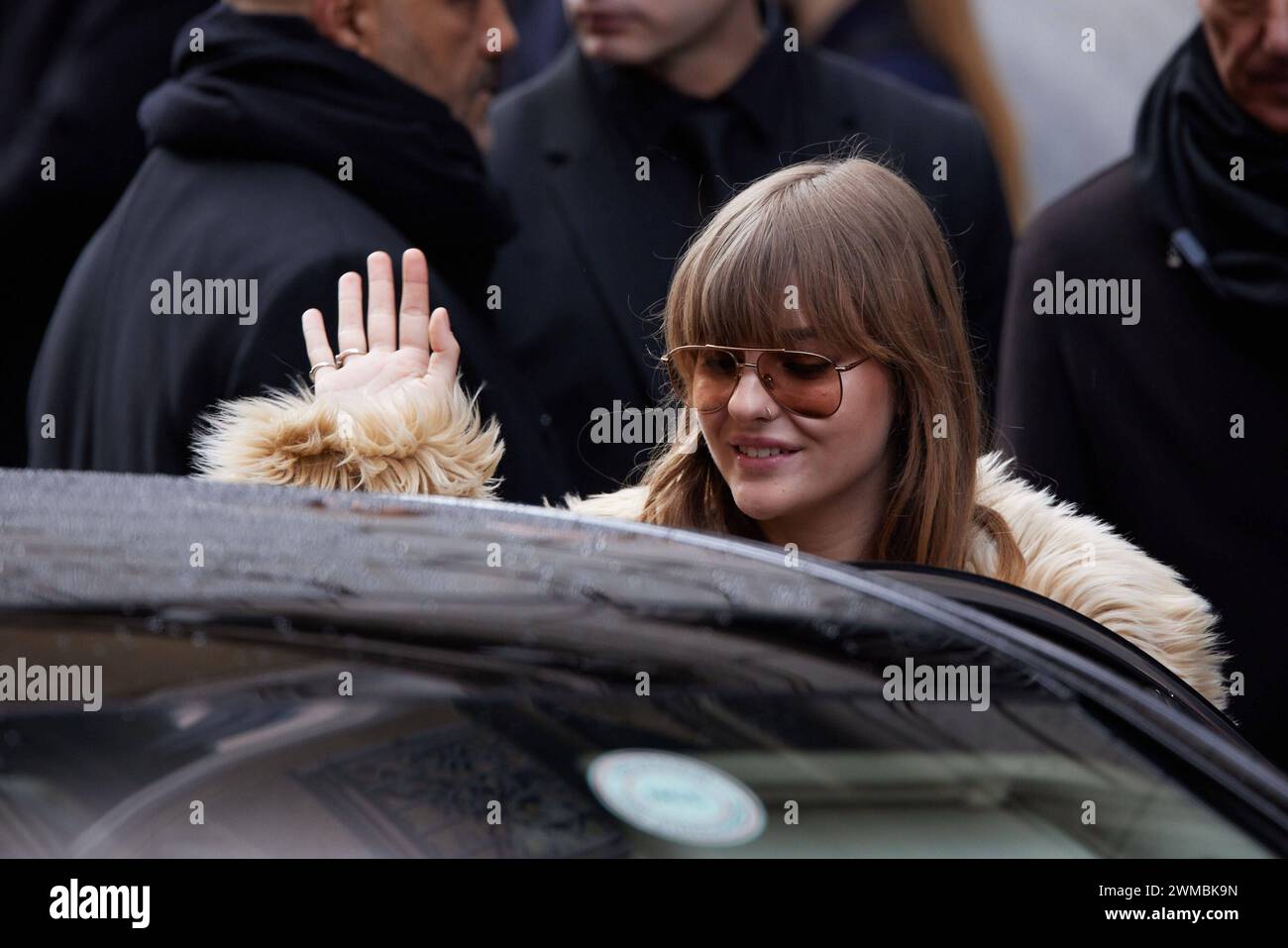 Giorgio armani news outlet