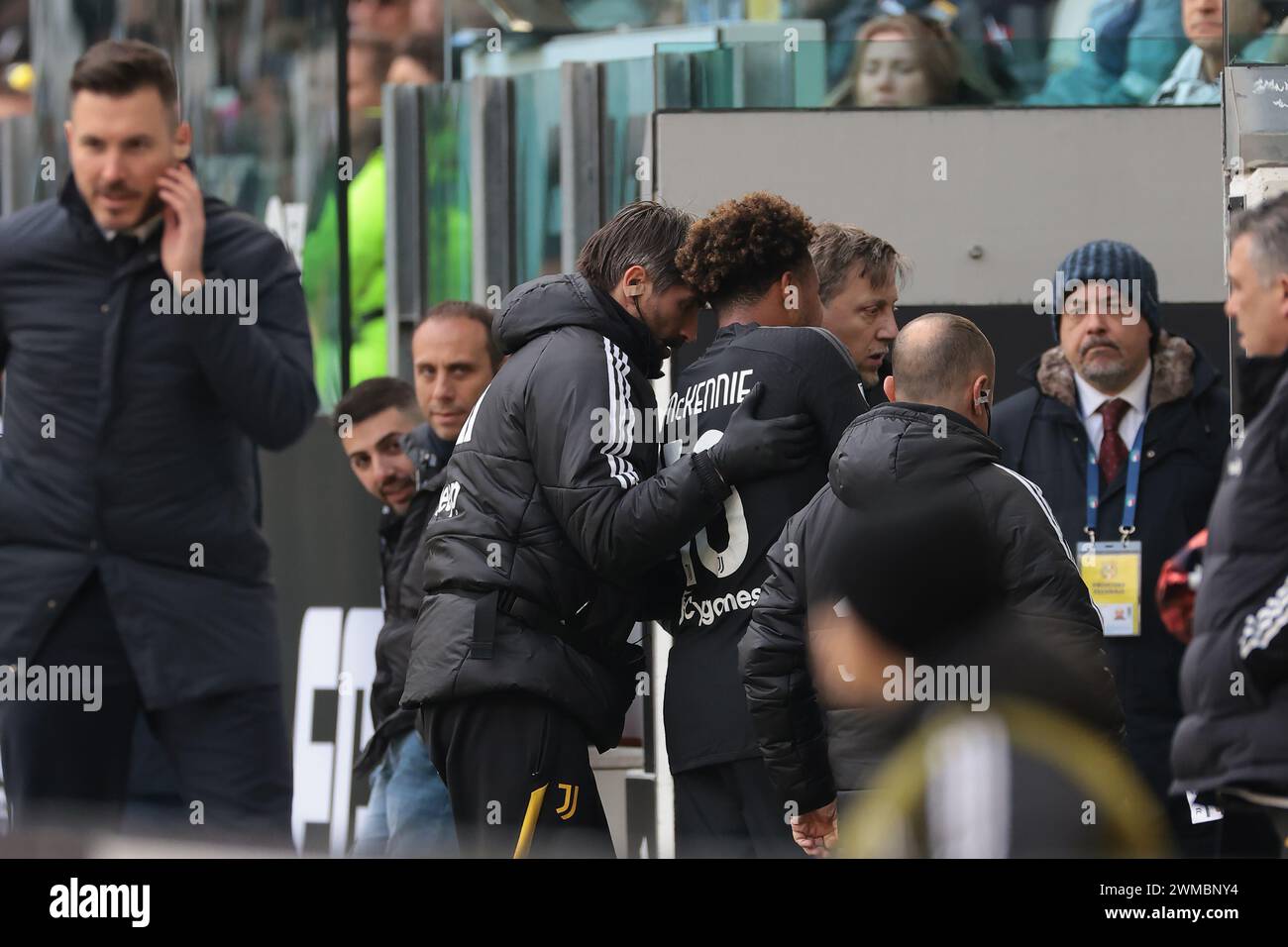Turin, Italy. 25th Feb, 2024. Weston McKennie of Juventus is escorted from the idled of play by medical staff after dislocating his shoulder during the Serie A match at Allianz Stadium, Turin. Picture credit should read: Jonathan Moscrop/Sportimage Credit: Sportimage Ltd/Alamy Live News Stock Photo