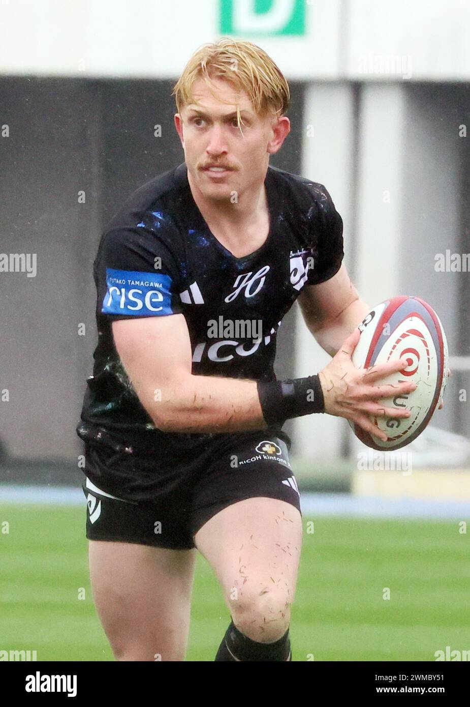 February 25, 2024, Tokyo, Japan Ricoh Black Rams fly half Isaac Lucas