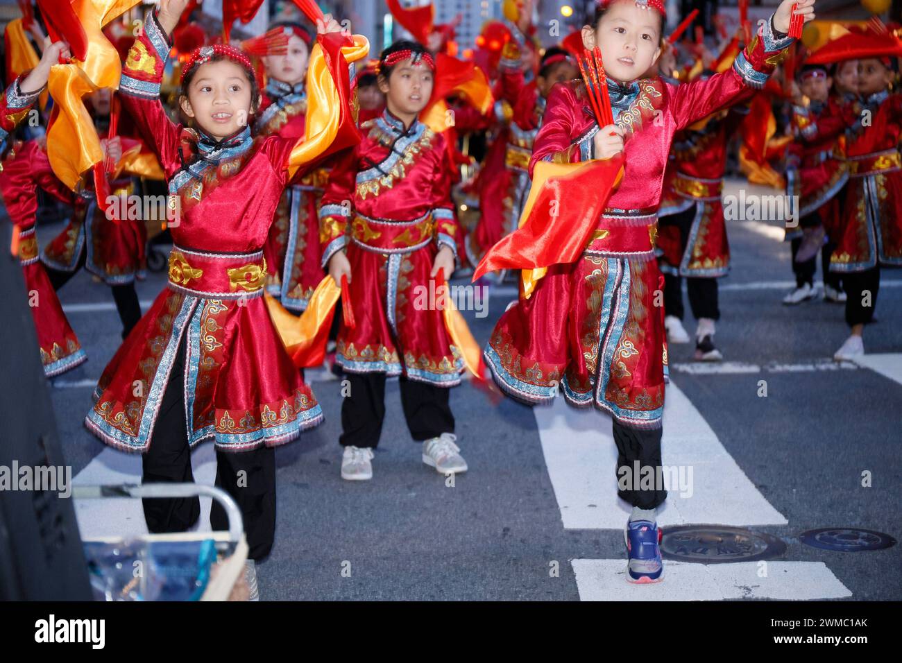 San Francisco, California, USA. 24th Feb, 2024. Performers and sightseers gather in Chinatown, San Francisco for the 2024 Chinese New Year Festival and Parade. Credit: Tim Fleming/Alamy Live News Stock Photo