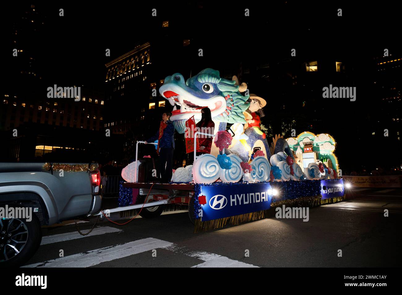 San Francisco, California, USA. 24th Feb, 2024. Performers and sightseers gather in Chinatown, San Francisco for the 2024 Chinese New Year Festival and Parade. Credit: Tim Fleming/Alamy Live News Stock Photo
