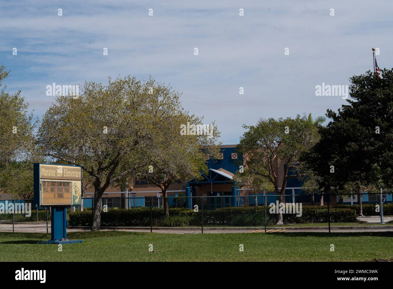 Manatee bay elementary school hi-res stock photography and images - Alamy