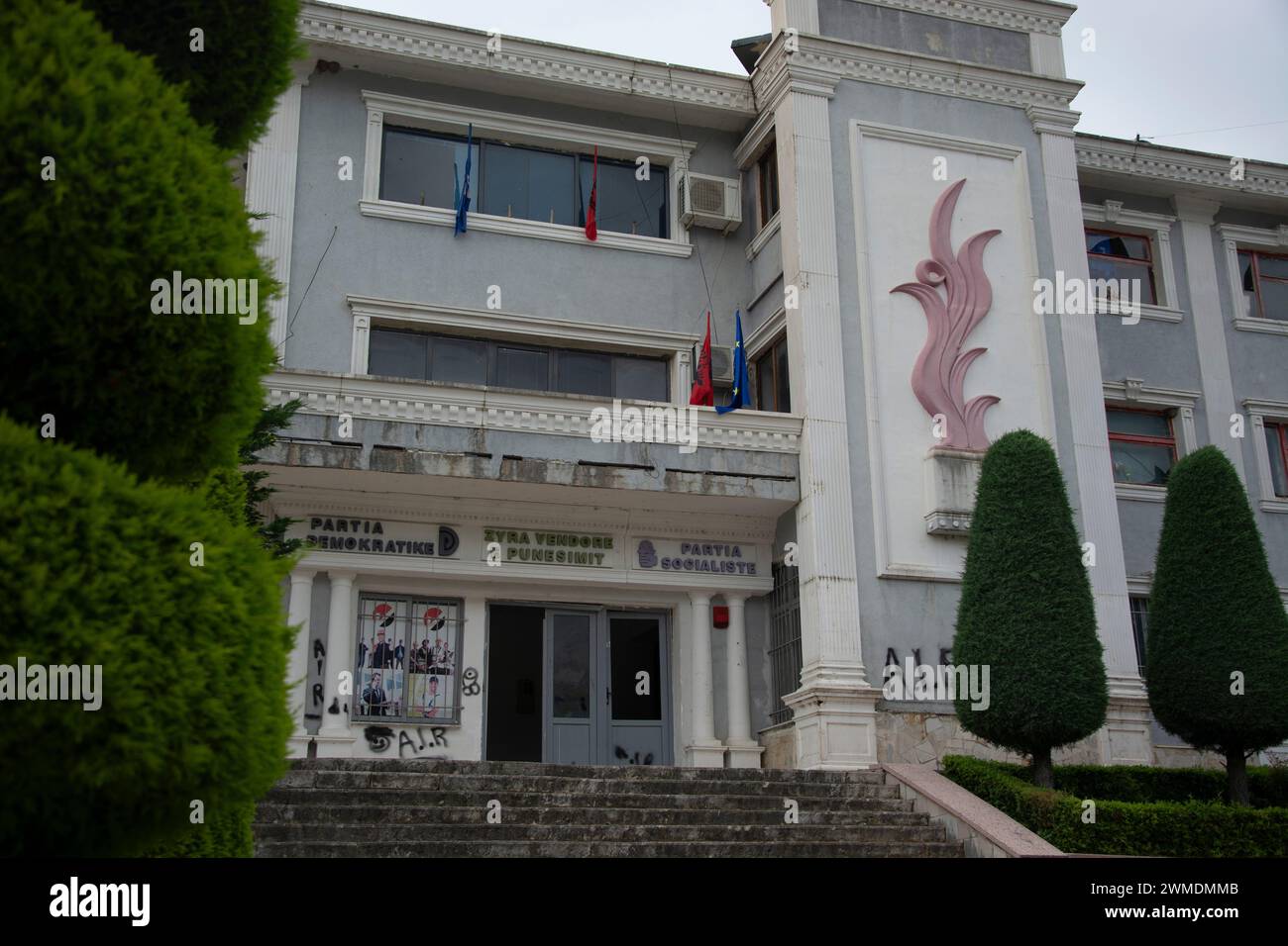 Kommunistische Architektur in Albanien Stock Photo