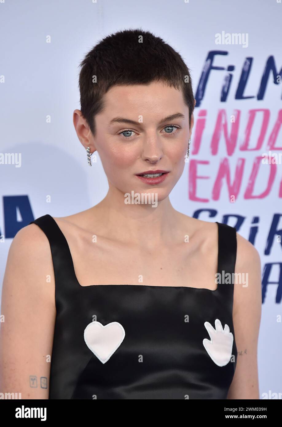 santa-monica-usa-25th-feb-2024-emma-corrin-arriving-to-the-2024