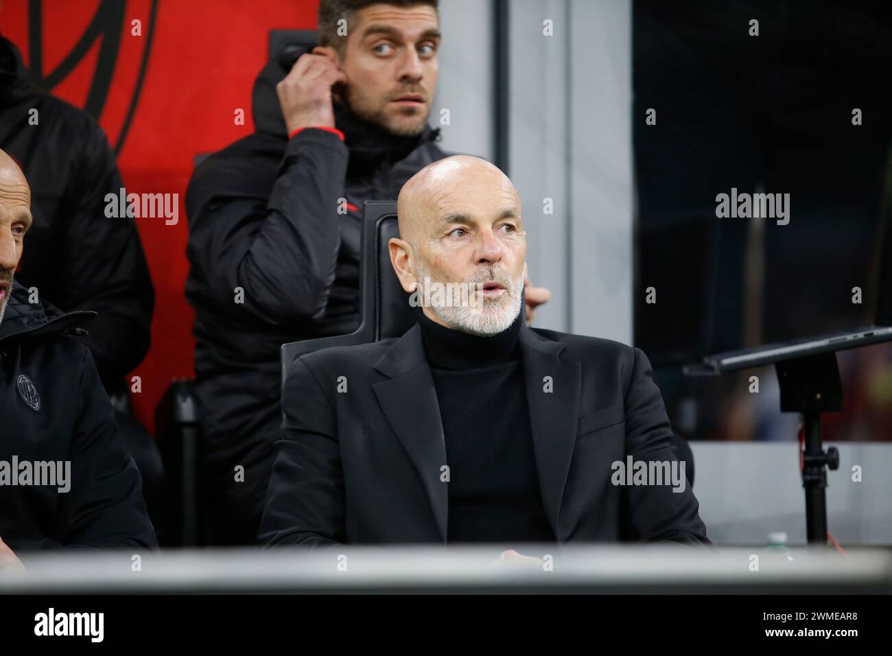 AC Milan manager firing Q: Who is the favorite to replace Allegri?