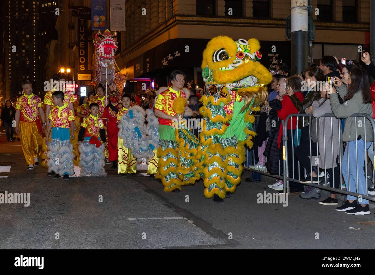 San Francisco, California, USA. 24th Feb, 2024. Performers and sightseers gather in Chinatown, San Francisco for the 2024 Chinese New Year Festival and Parade. Credit: Tim Fleming/Alamy Live News Stock Photo