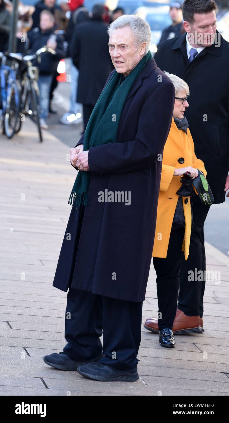 Dune 2 christopher walken hi-res stock photography and images - Alamy, image size:754x1390