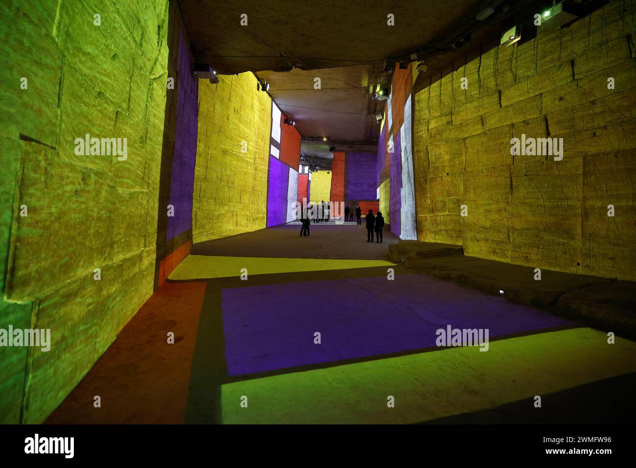 Von piet mondrian hi-res stock photography and images - Alamy