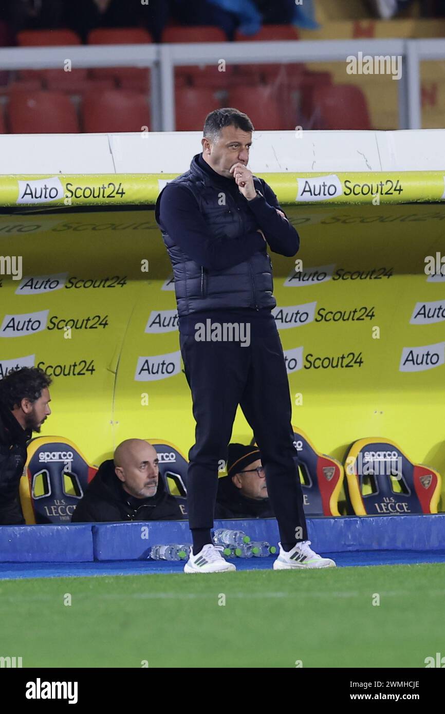Lecce’s Italian coach Roberto D Aversa looks during the Serie A football match between Lecce and Inter at the Via Del Mare Ettore Giardiniero Stadium in Lecce, southern Italy, on February 25, 2024. Stock Photo