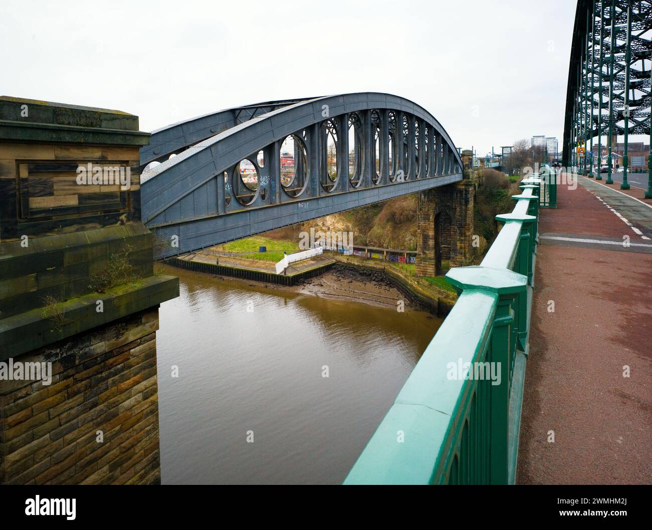The steel wearmouth railway bridge over the river Tyne in Sunderland Stock Photo