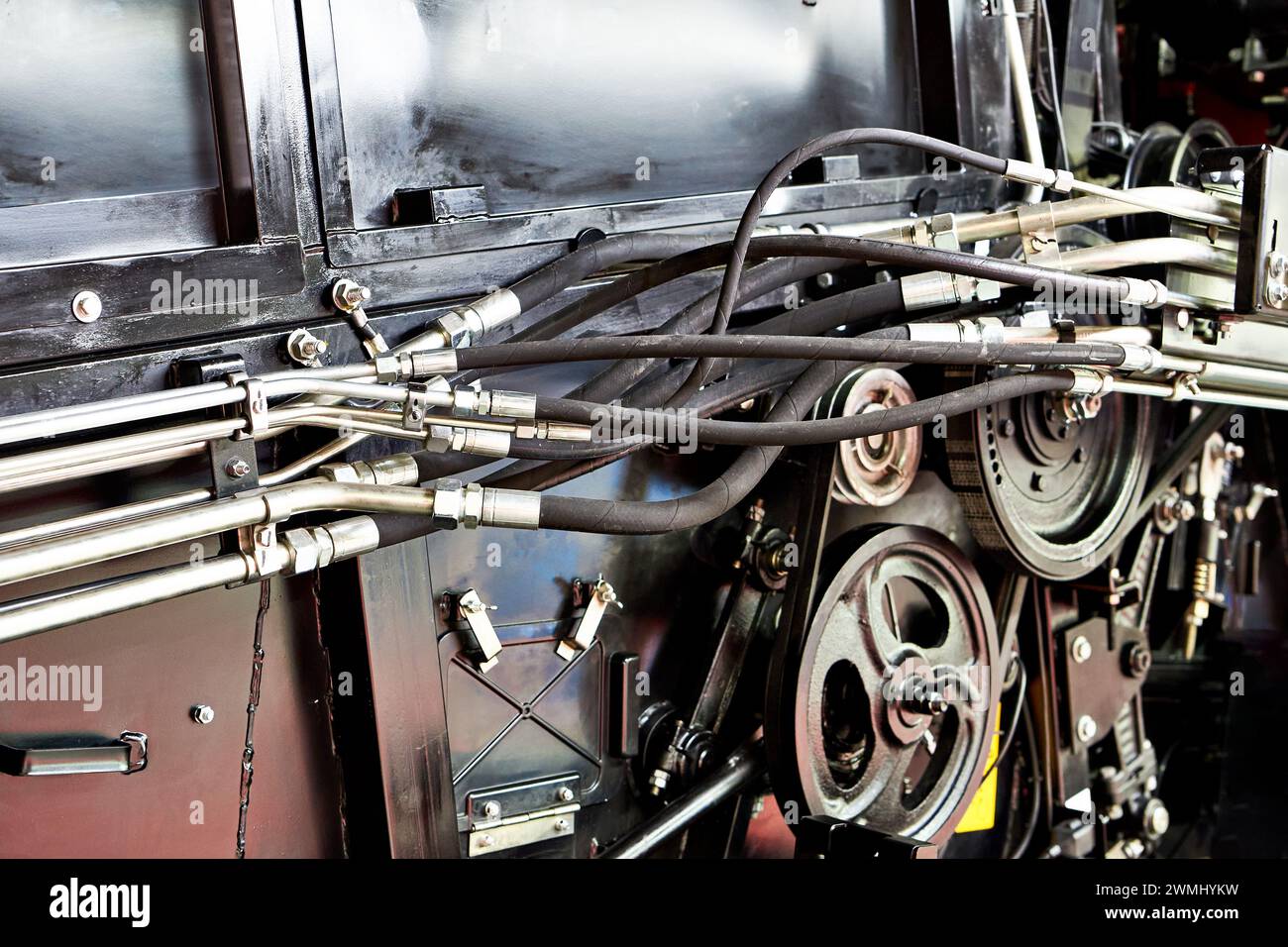 Machine mechanism hi-res stock photography and images - Alamy