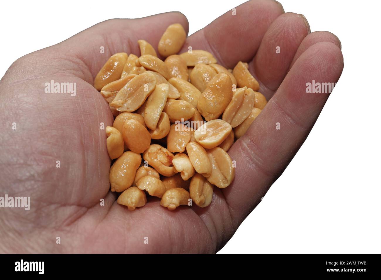 Erdnüsse als Snack BEARBEITET: Gesalzene und geröstete Erdnüsse mit hohem Fettgehalt als Snack *** Peanuts as a snack PROCESSED Salted and roasted peanuts with a high fat content as a snack Stock Photo