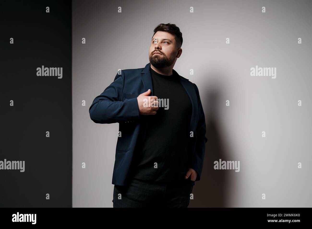 The navy blazer hi-res stock photography and images - Alamy