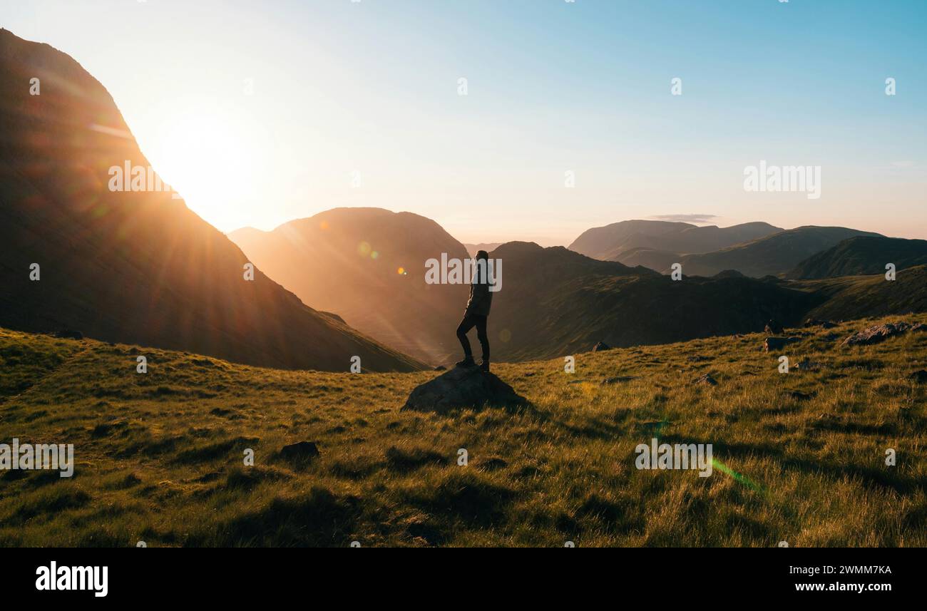 Person standing field field hi-res stock photography and images - Alamy
