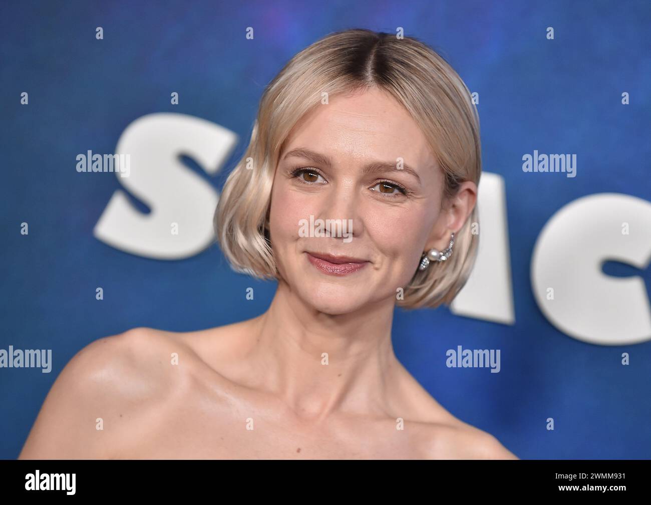 Carey mulligan red carpet 2024 hires stock photography and images Alamy