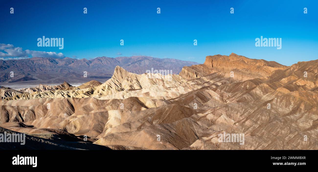 Sunrise panorama death valley hi-res stock photography and images - Alamy