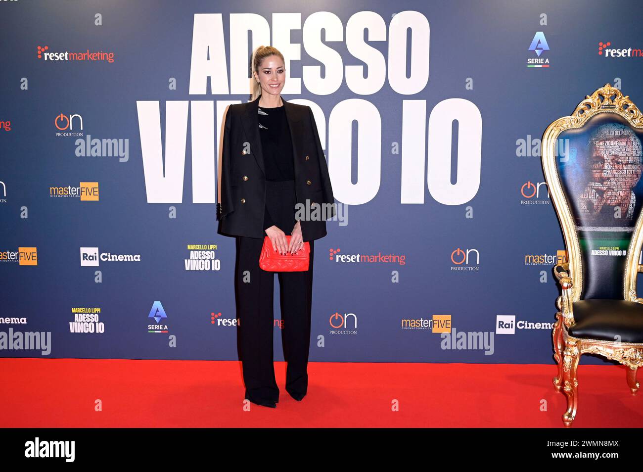 Elena Santarelli  bei der Premiere des Dokumentarfilms 'Adesso vinco io - Marcello Lippi' im Space Cinema Moderno. Rom, 26.02.2024 Stock Photo
