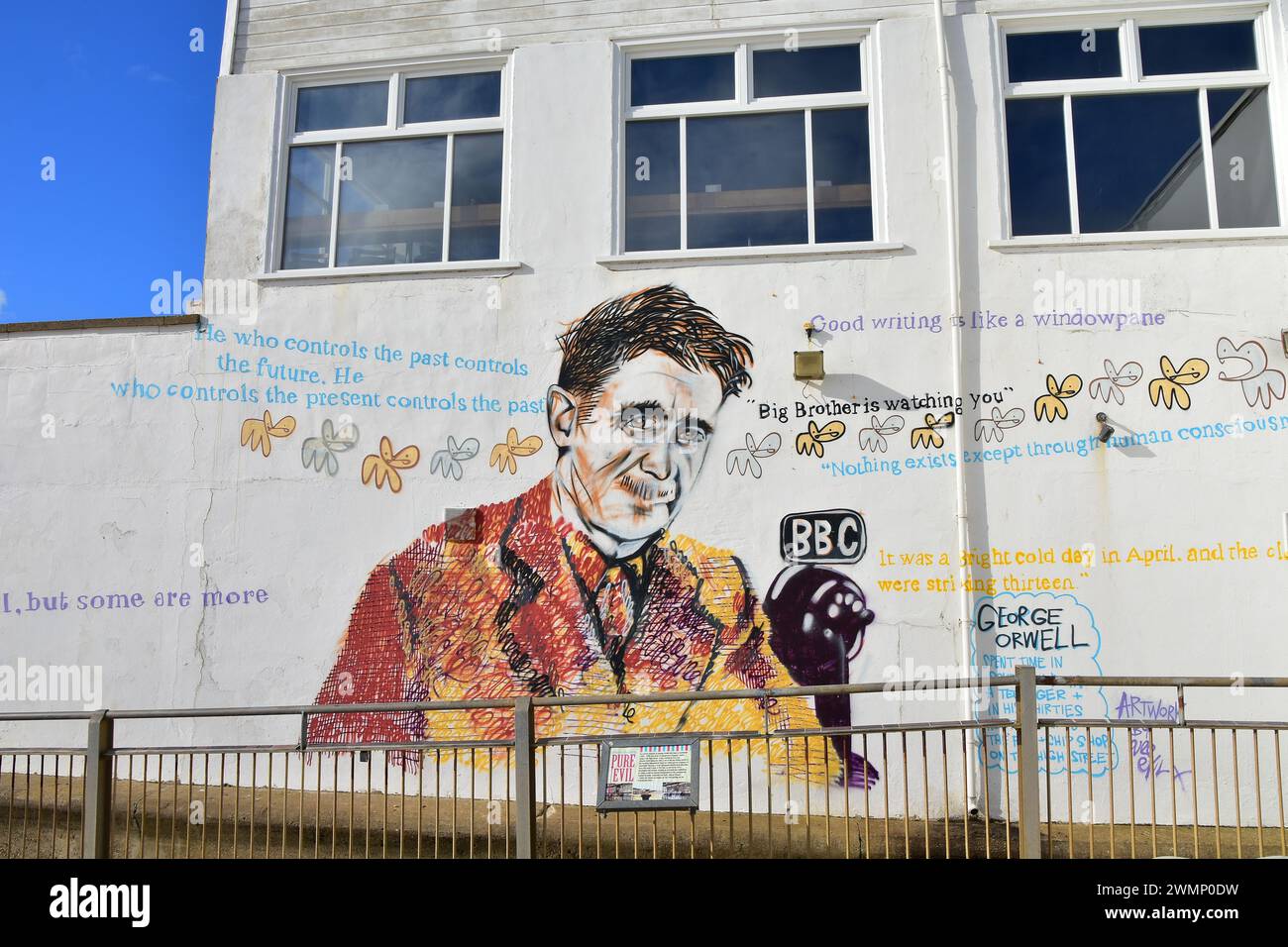 George Orwell at BBC Mural, Southwold Pier, Suffolk, England, UK with Quotes from Classic Books 1984 and Animal Farm Stock Photo