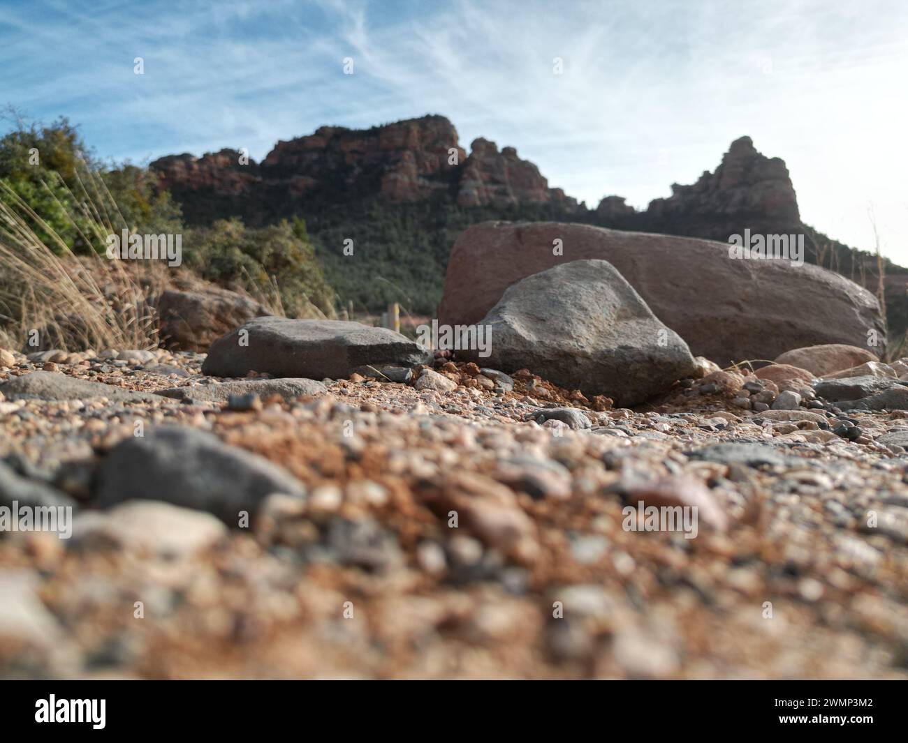 Photos Ruggged Rocks Backdrop of rugged rocks hi-res stock photography and images - Alamy