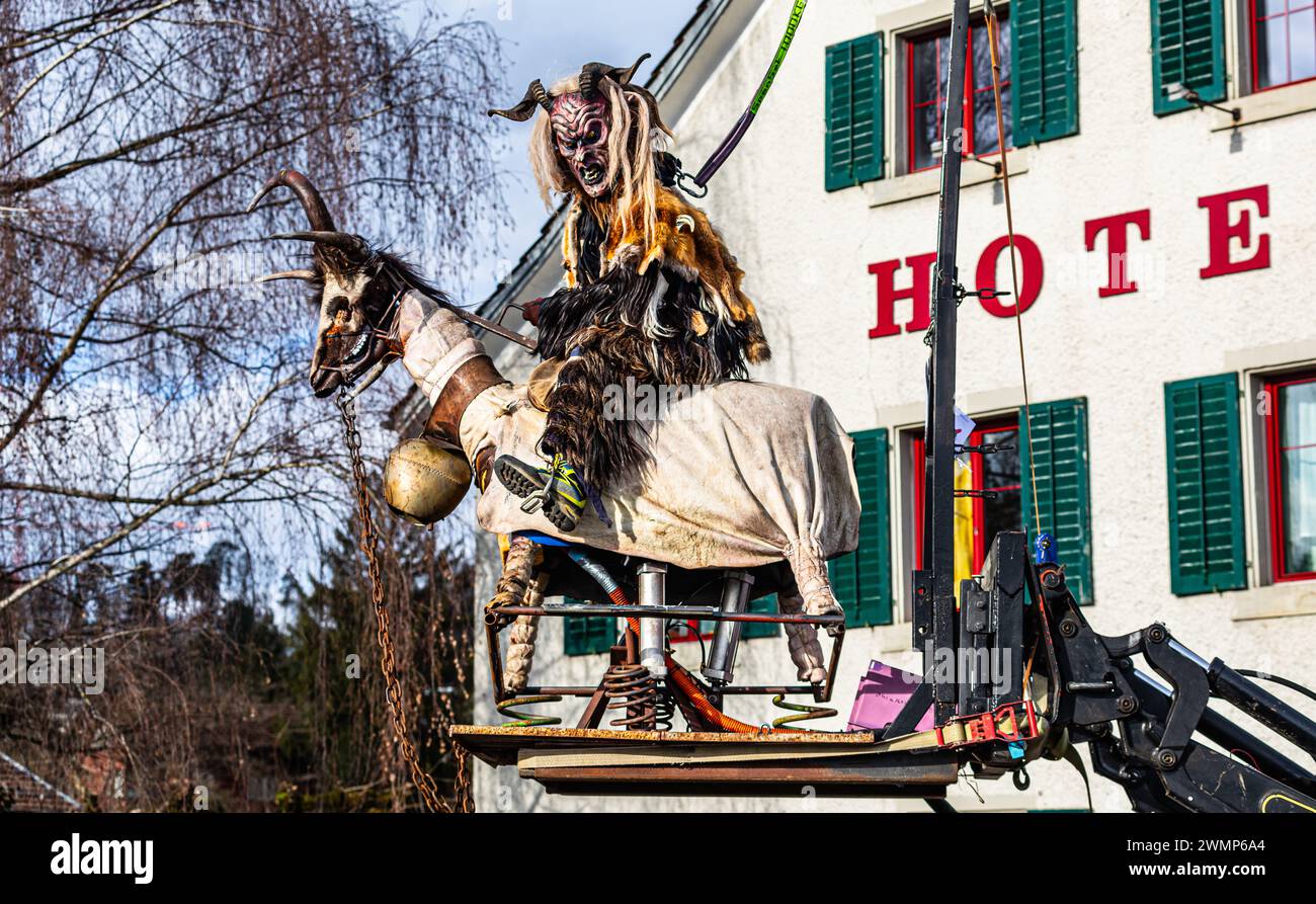 Impressionen des grossen Fasnachtsumzug der 66. Bassersdorfer Fasnacht. Es nahme 24 Gruppen am Umzug, welcher von  schätzungsweise 15'000 Personen bes Stock Photo