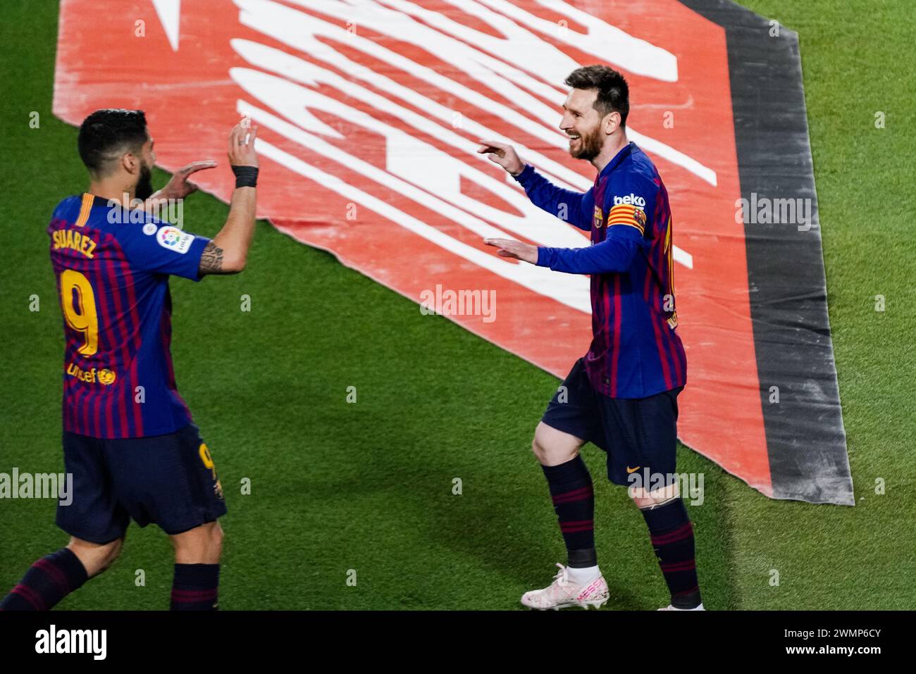 Lionel messi barcelona fc team hi-res stock photography and