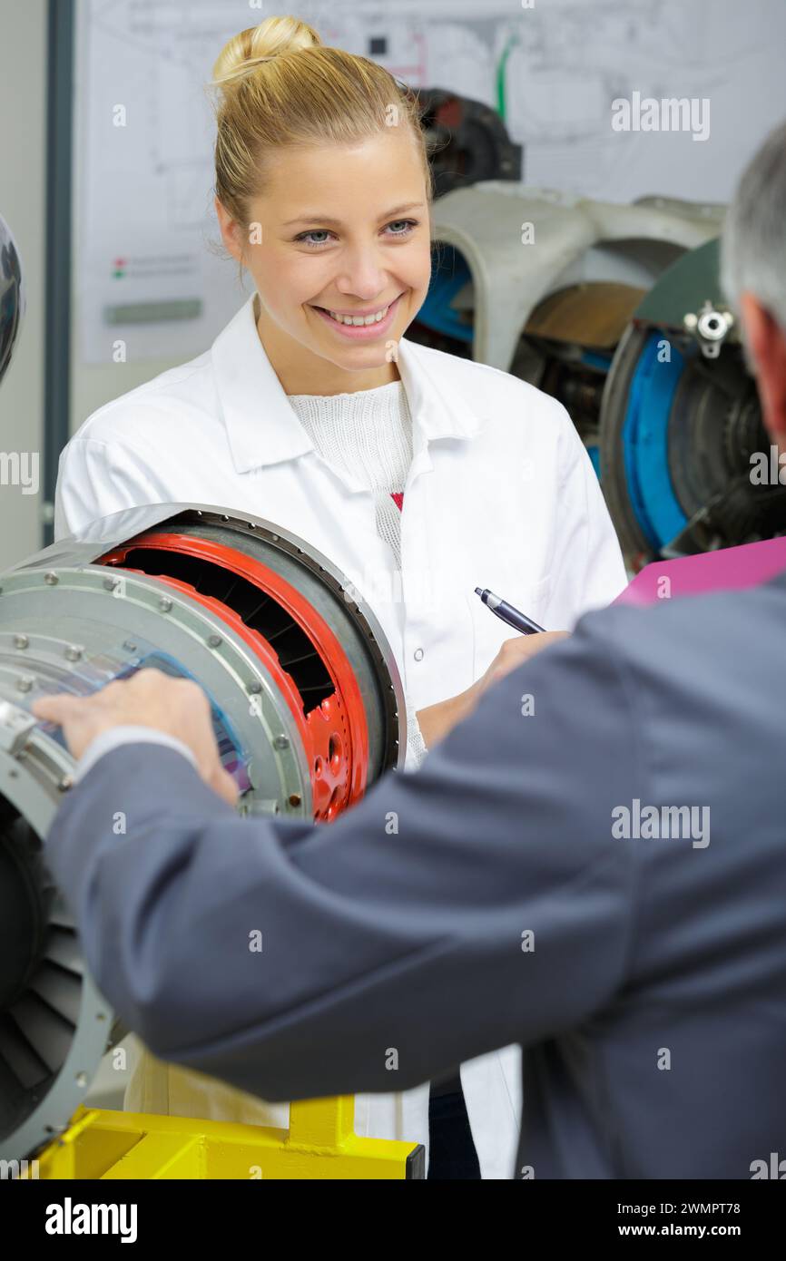 Quality Engineering Apprentice Engineer training apprentice in hi-res stock photography and images - Alamy