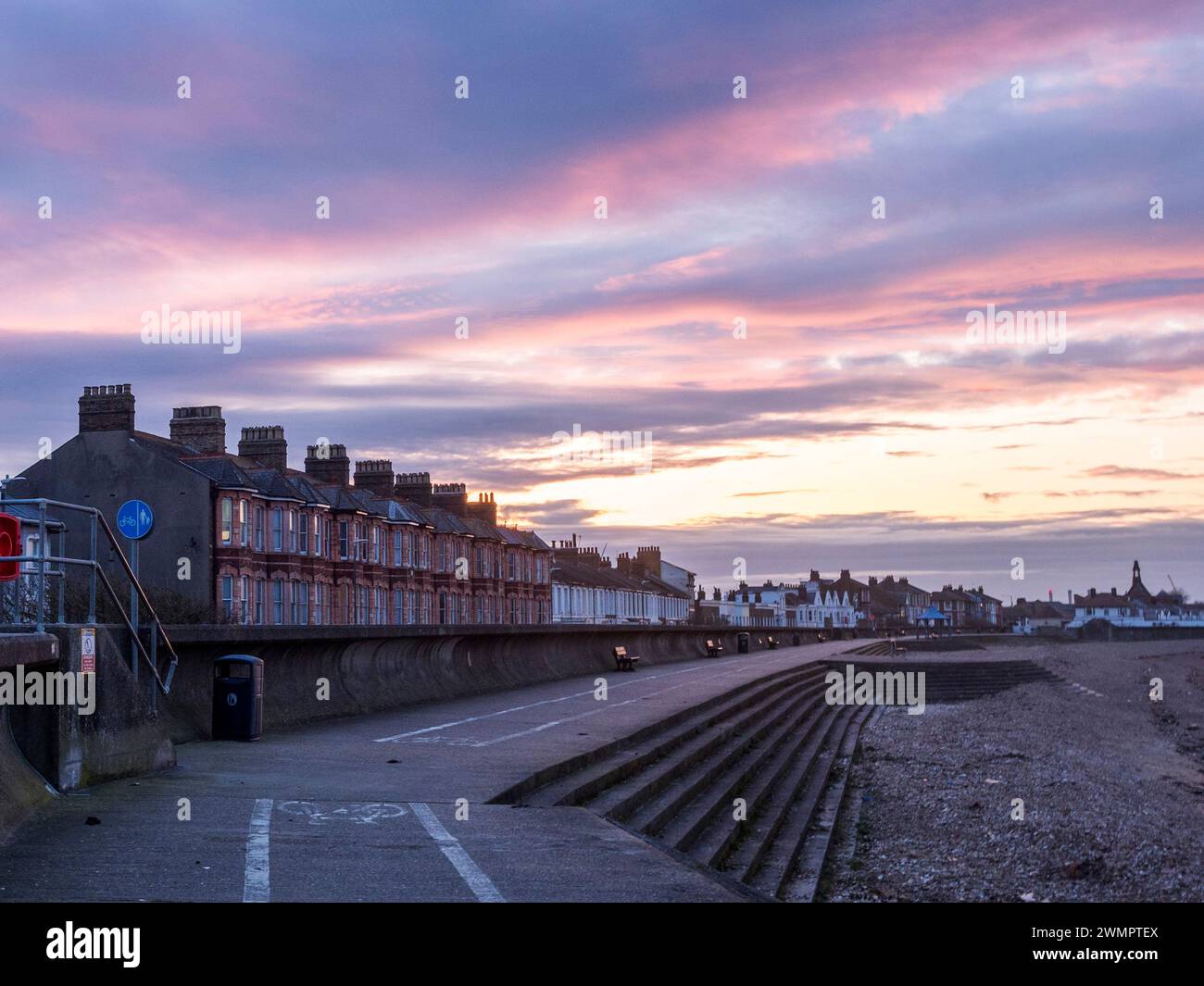 Sheerness, Kent, UK. 27th Feb, 2024. UK Weather: sunset in Sheerness, Kent. Credit: James Bell/Alamy Live News Stock Photo