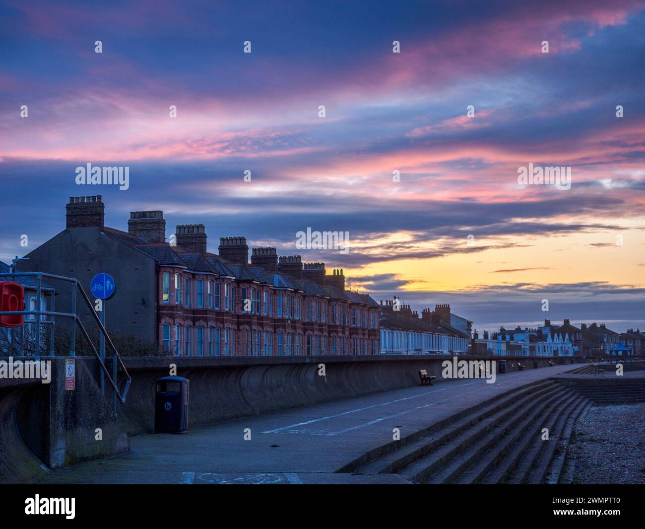 Sheerness, Kent, UK. 27th Feb, 2024. UK Weather sunset in Sheerness