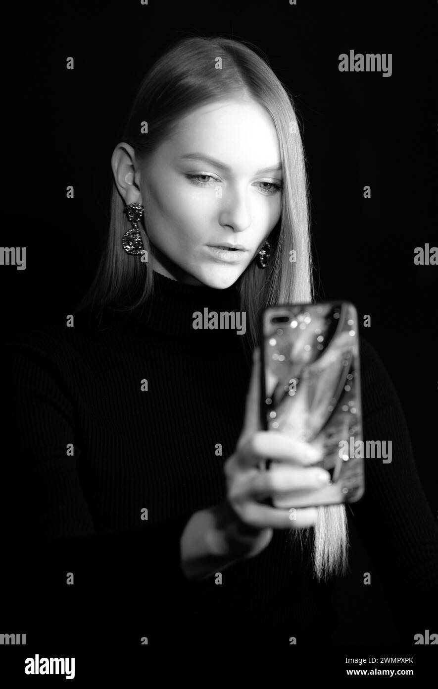  Studio portrain Black and White Stock Photos & Images - Alamy