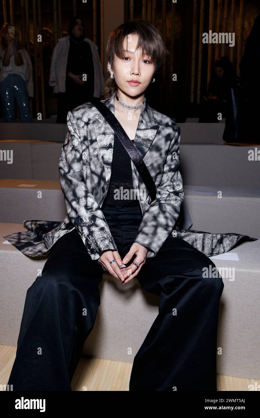 Paris, Frankreich. 27th Feb, 2024. Xin Liu attends CHRISTIAN DIOR Fall ...