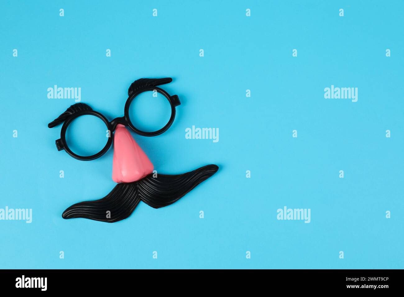 Funny nose glasses mask hi-res stock photography and images - Alamy