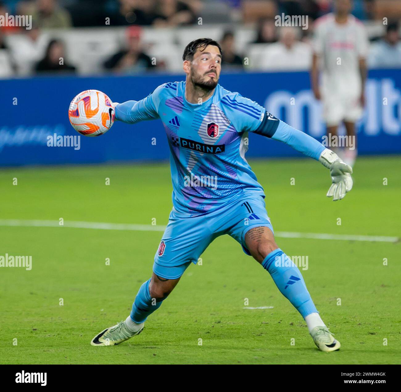 Cypress, Texas, USA. 27th Feb, 2024. St. Louis City goalie ROMAN BURKI (1) throws the ball in during Tuesday's round one of the Concacaf Championship, at Shell Energy Stadium. (Credit Image: © Domenic Grey/ZUMA Press Wire) EDITORIAL USAGE ONLY! Not for Commercial USAGE! Stock Photo