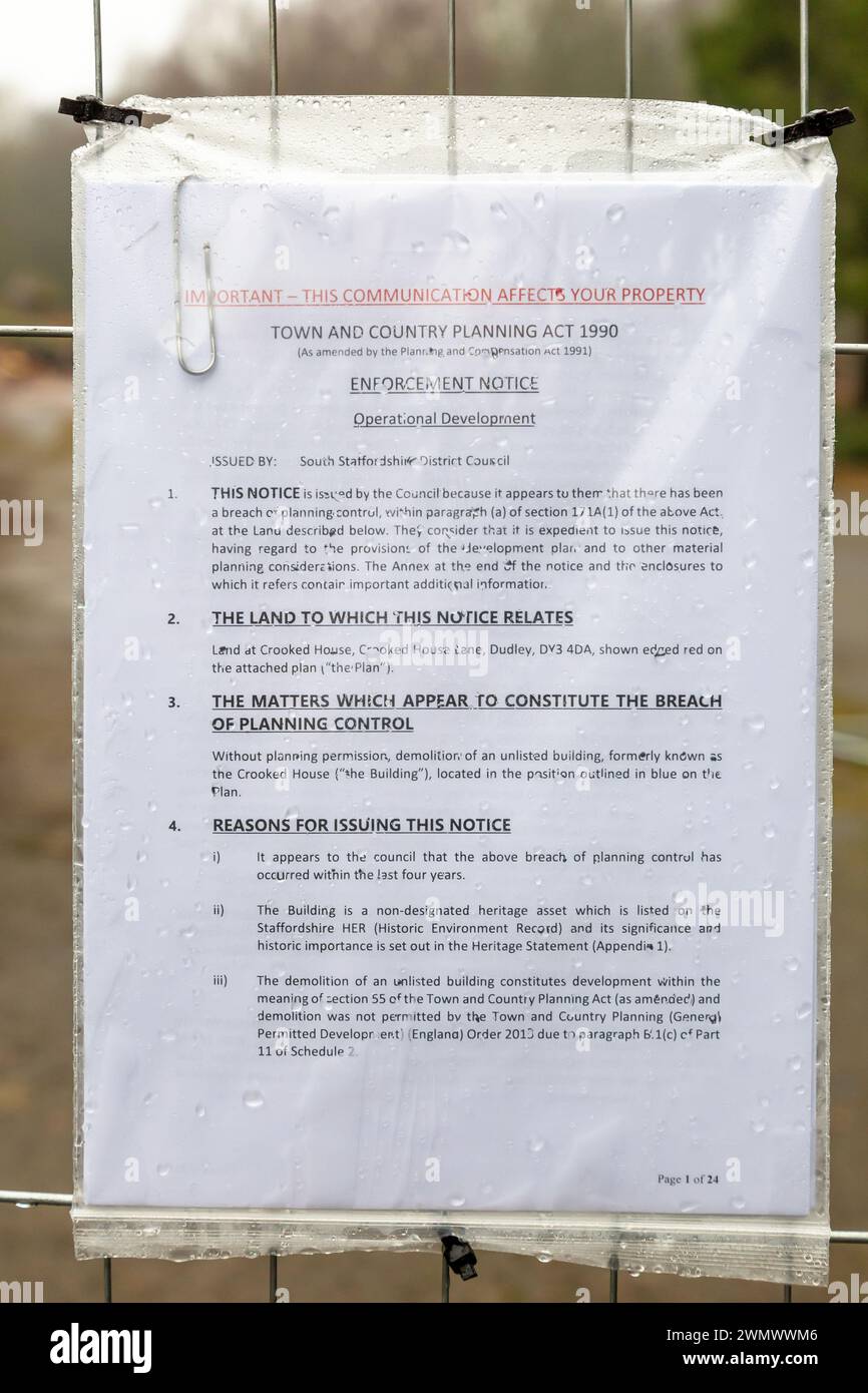Council planning enforcement letter hi-res stock photography and images ...