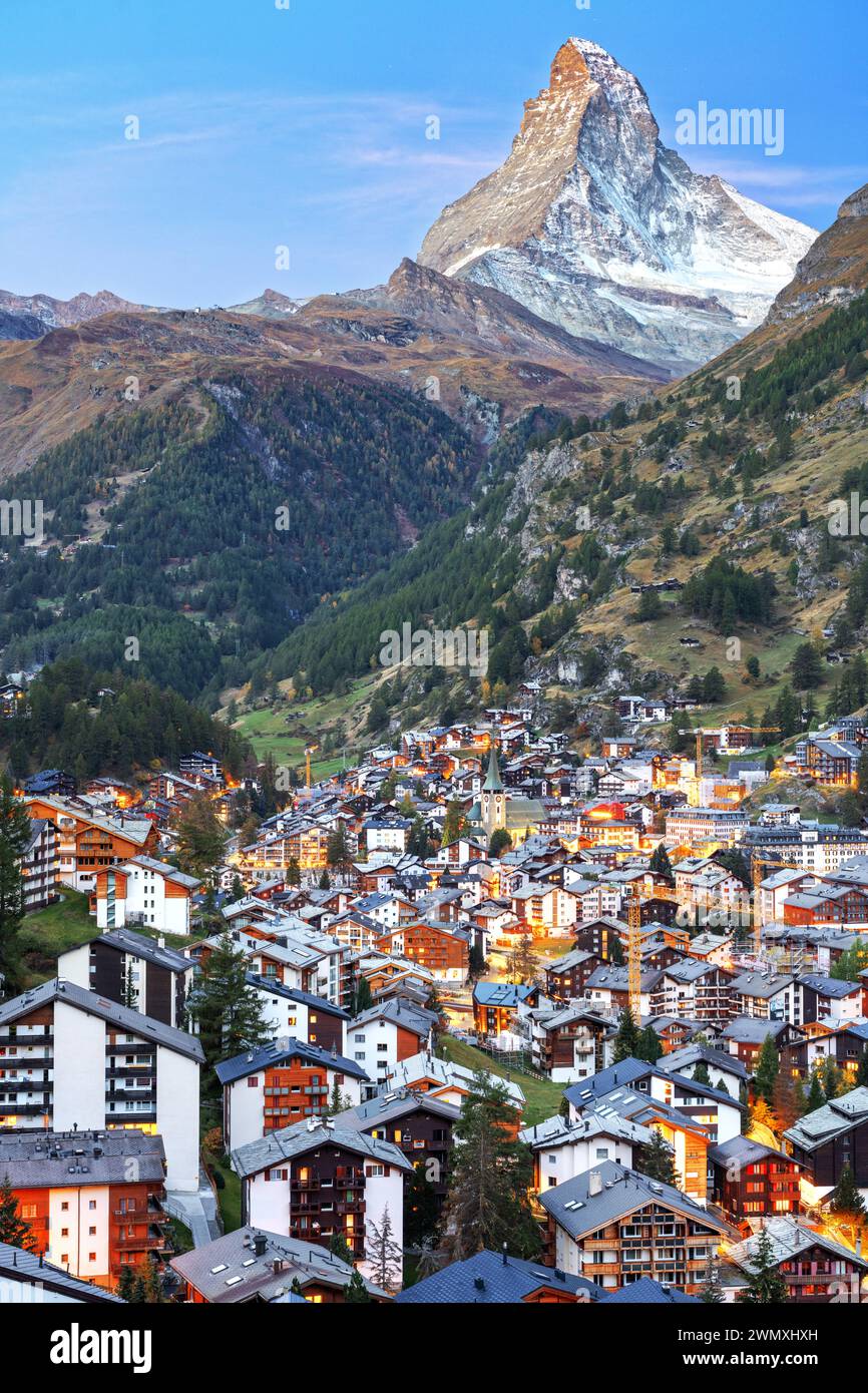 Townscape zermatt switzerland hi-res stock photography and images - Alamy