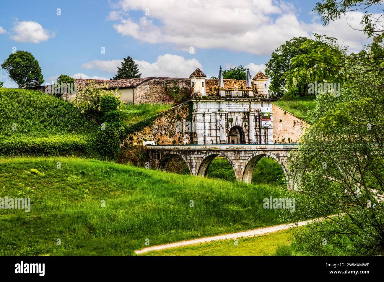 Porta Udine with ramparts, one of the three city gates, planned town with star-shaped layout, Palmanova, Unesco World Heritage Site, Friuli, Italy Stock Photo