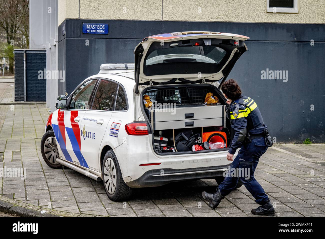 AMSTERDAM - Police in the Mastbos street where an explosion took place ...